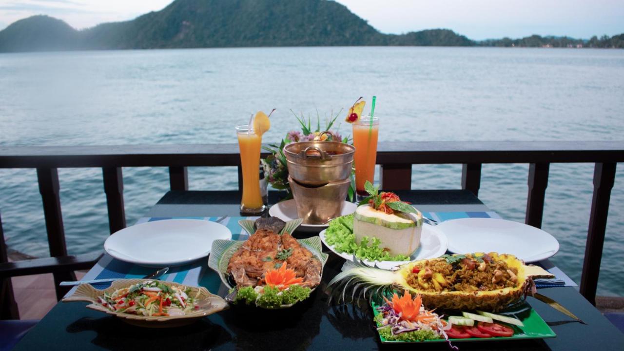 The Aiyapura Koh Chang Exterior photo
